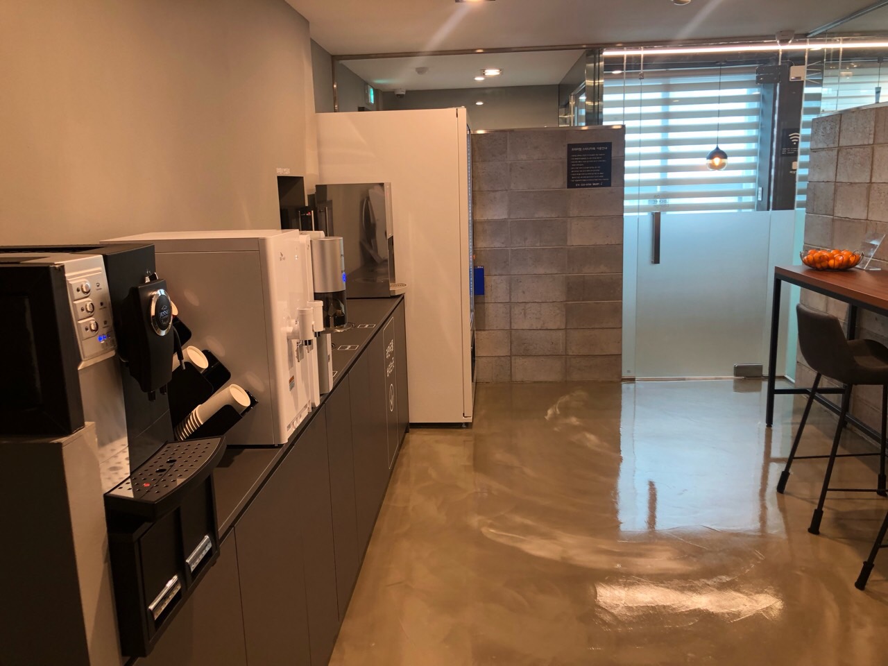 STUDY UP 스터디카페