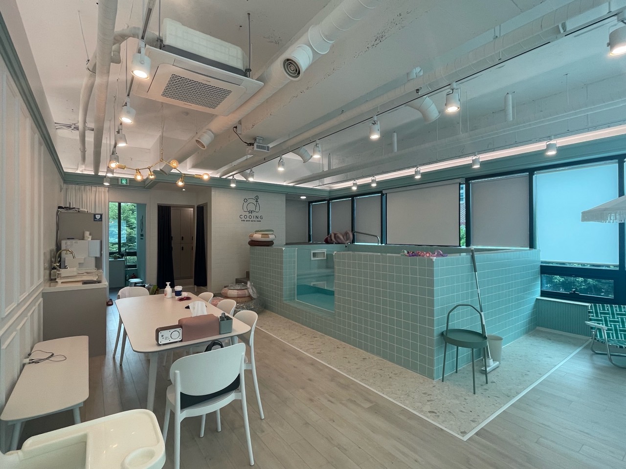 Cooing 키즈풀카페