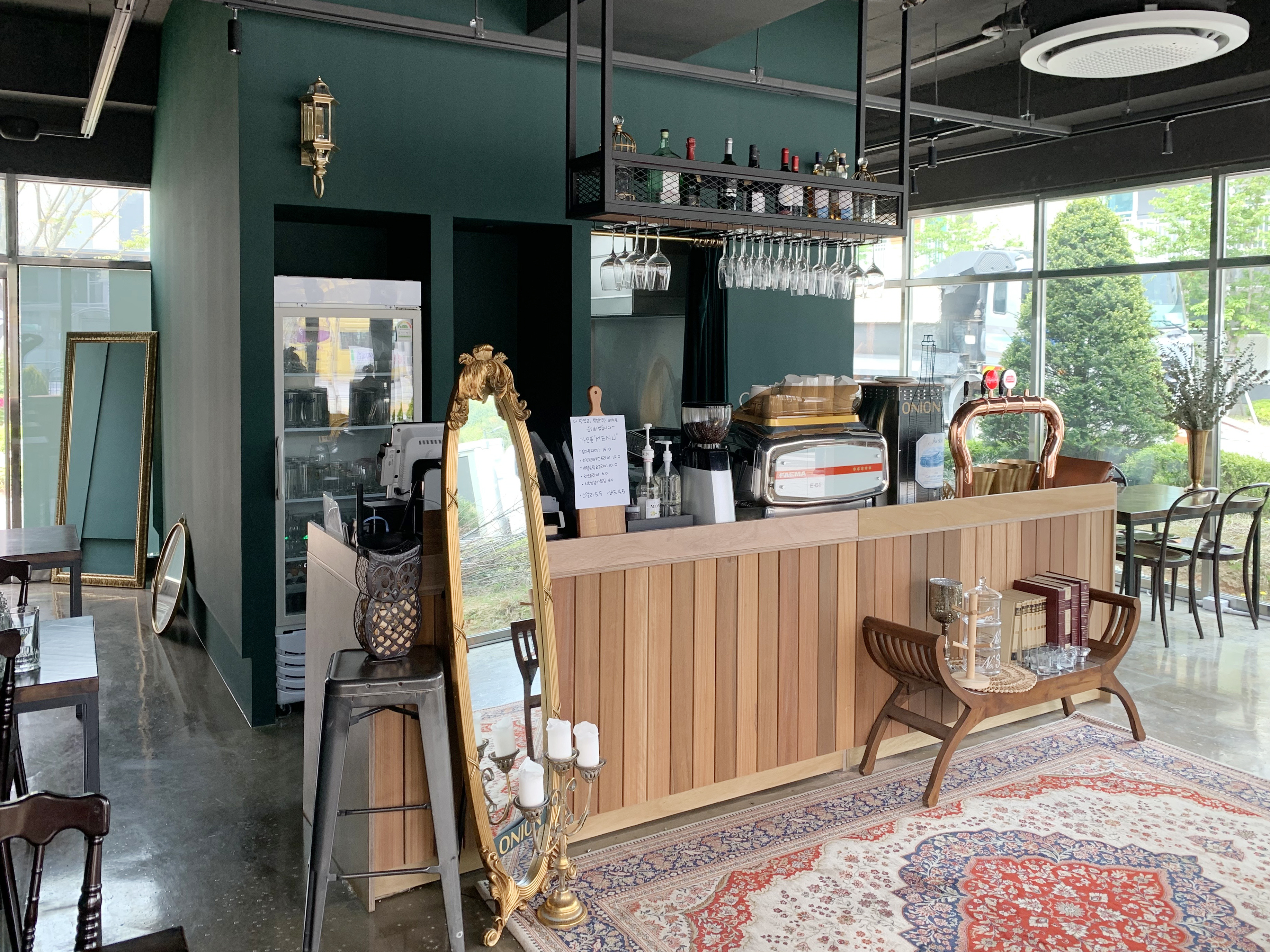 블루밍어니언 와인바 김포